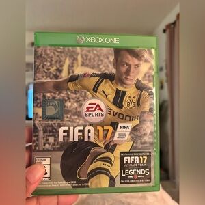 FIFA 17 Xbox One Game - Tested
